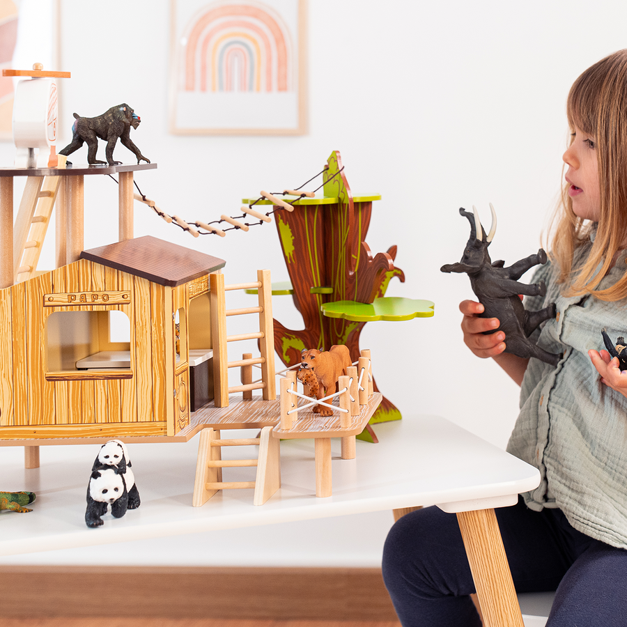 Das Buschkrankenhaus + 2 Gratis-Figuren